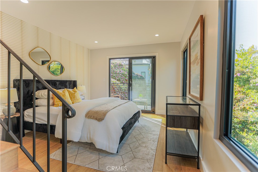 319 Heliotrope Avenue