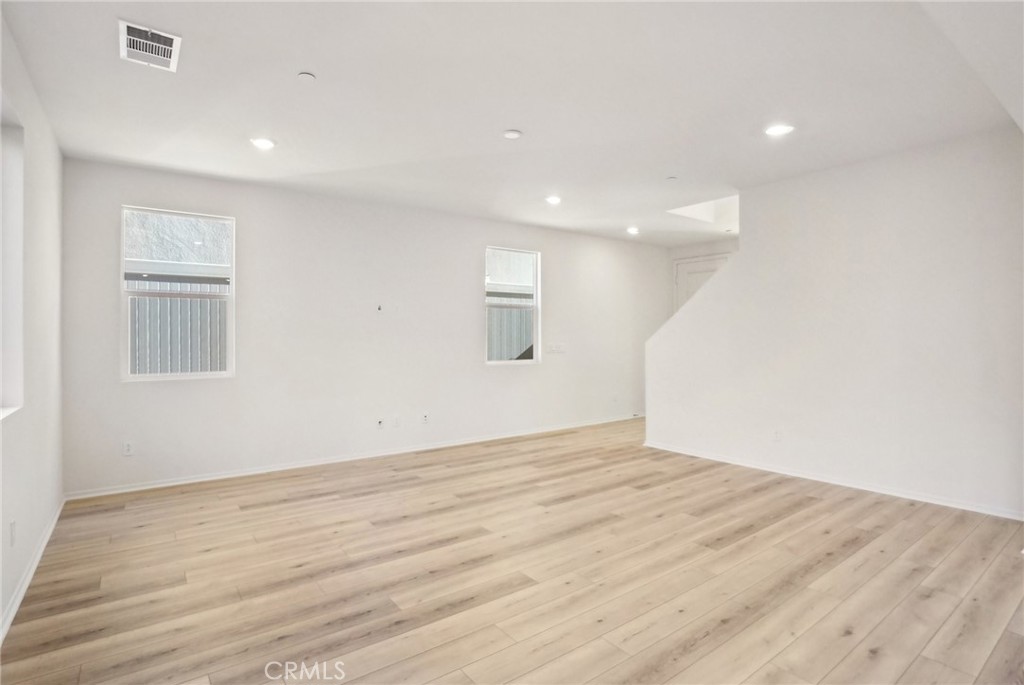 34260 Summer Lane