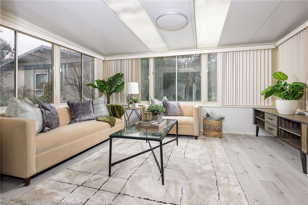 562 Avenida Sevilla D