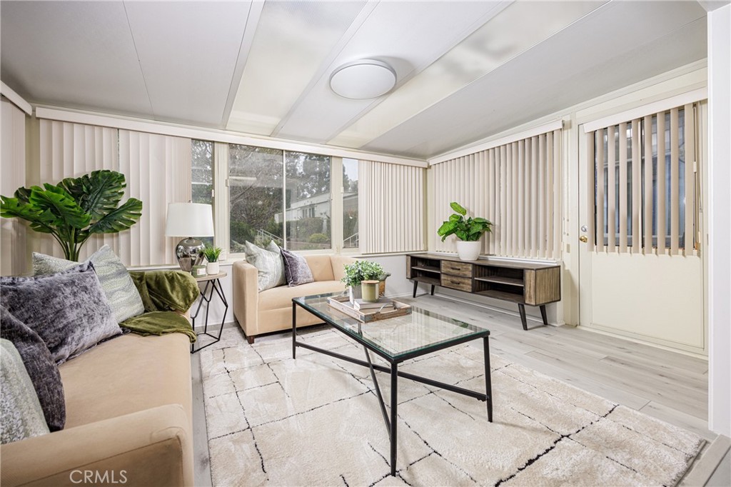 562 Avenida Sevilla D