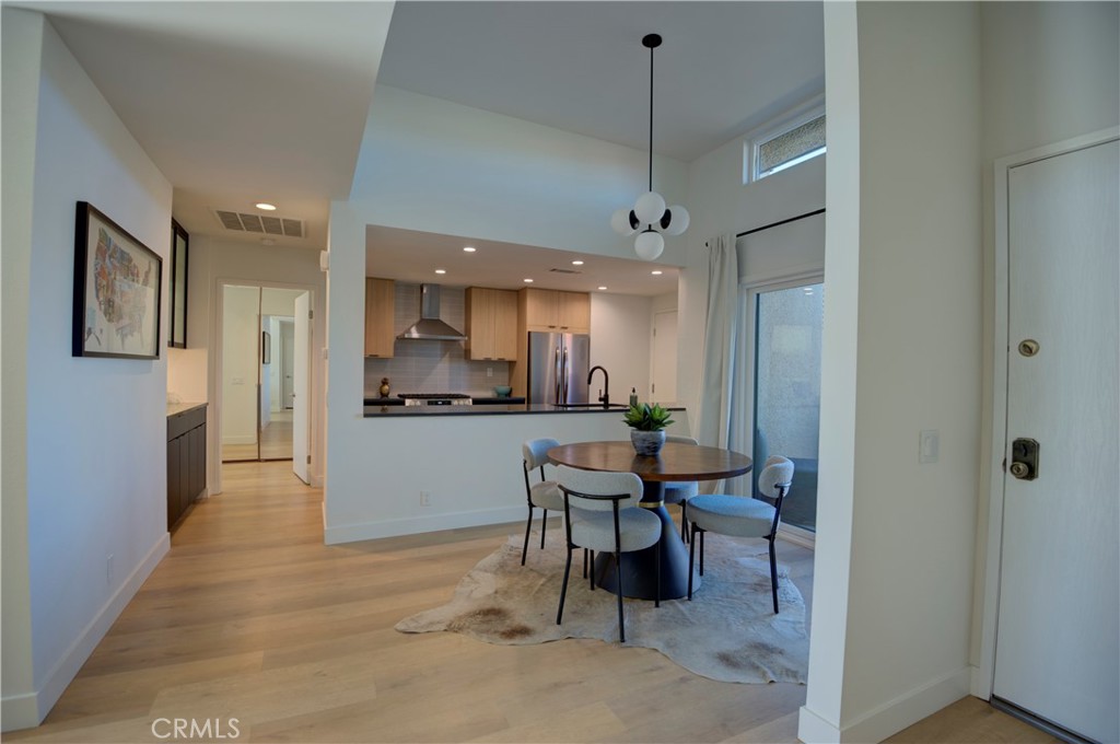 1473 Tiffany Circle S