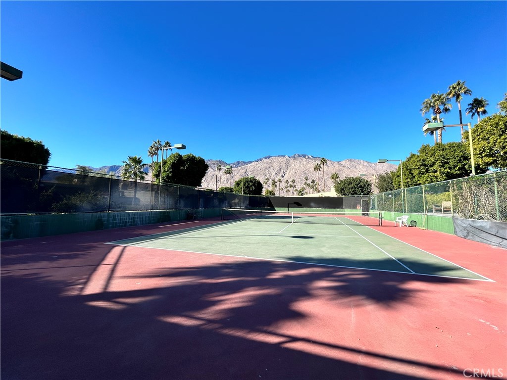 1473 Tiffany Circle S