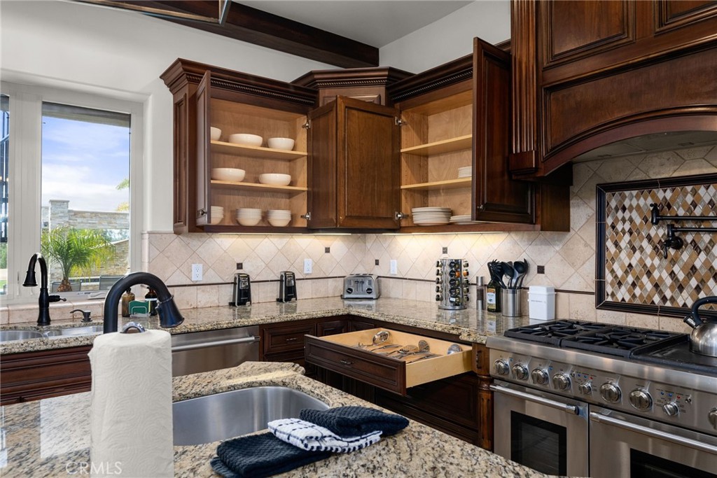39625 Calle Cabernet