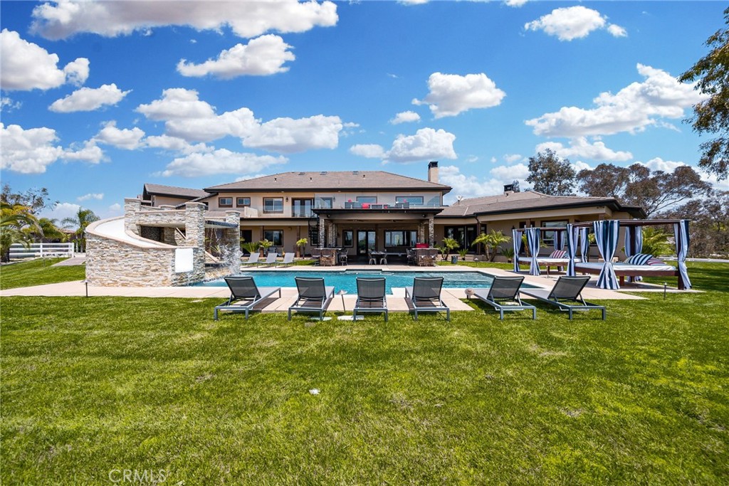 39625 Calle Cabernet