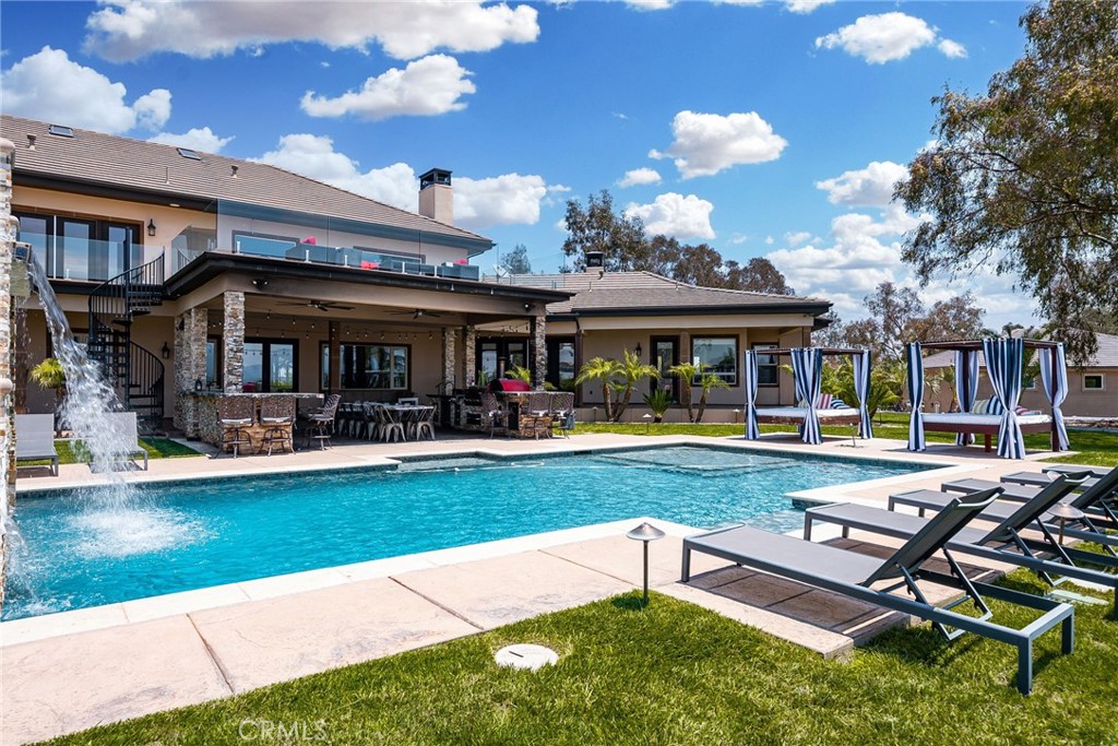 39625 Calle Cabernet