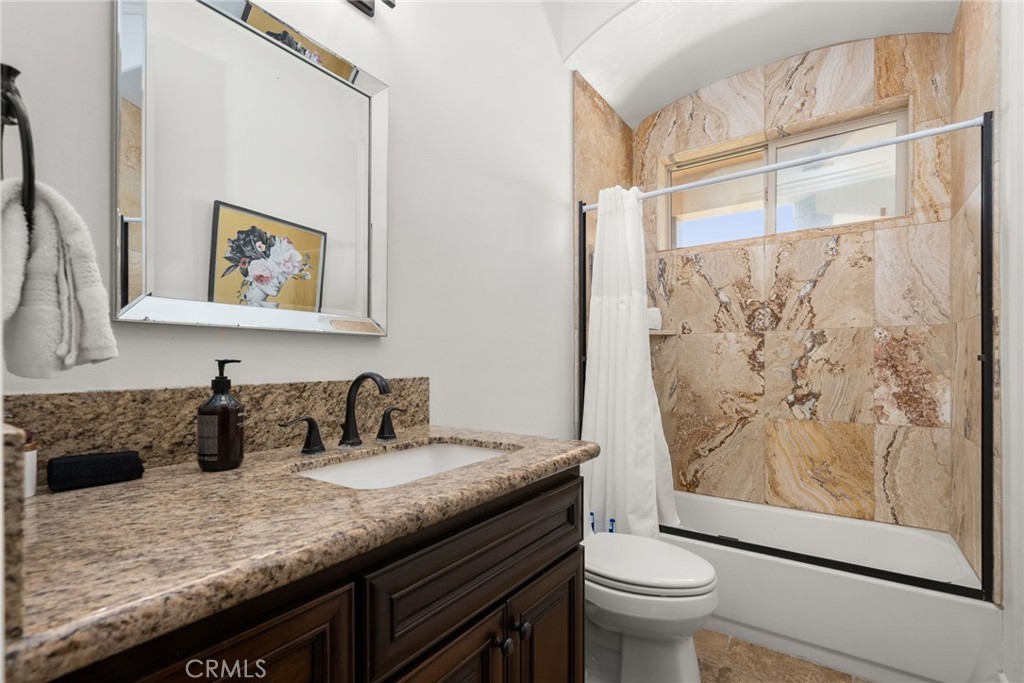 39625 Calle Cabernet