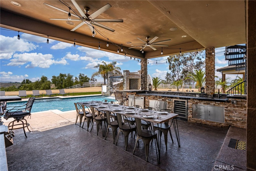 39625 Calle Cabernet