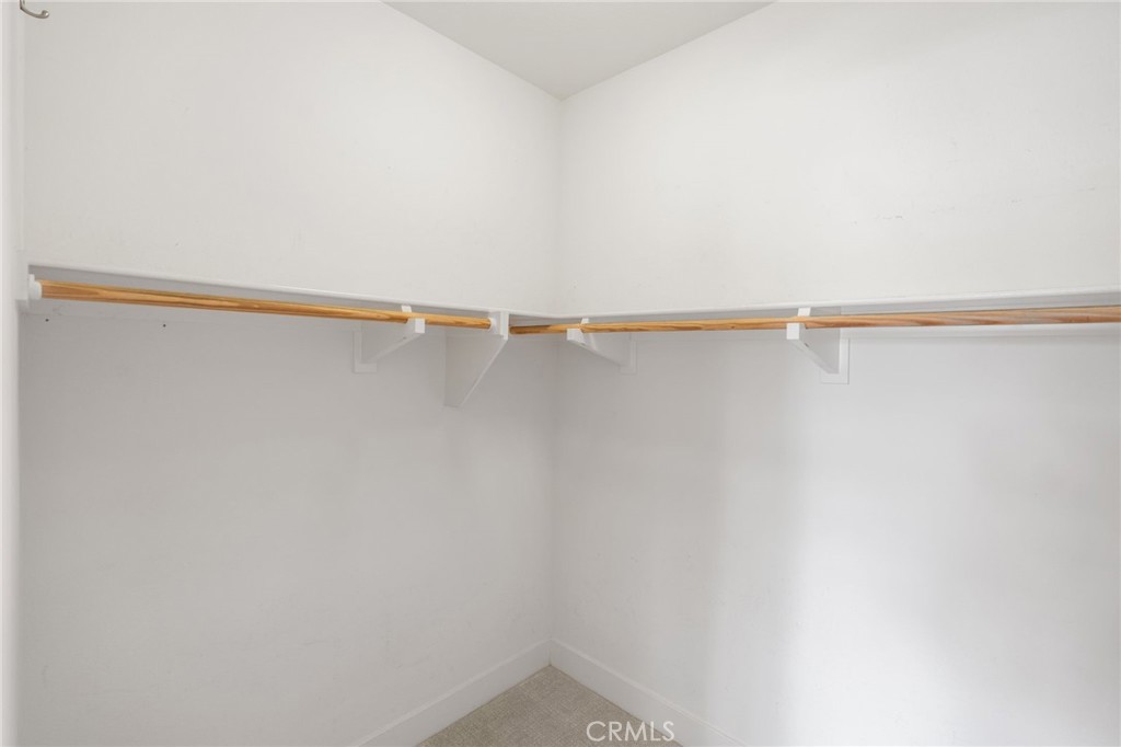 16 Fenix Street
