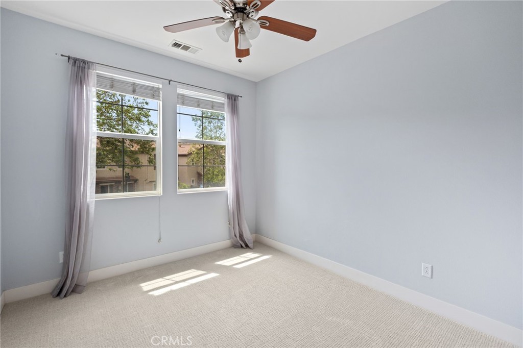 16 Fenix Street