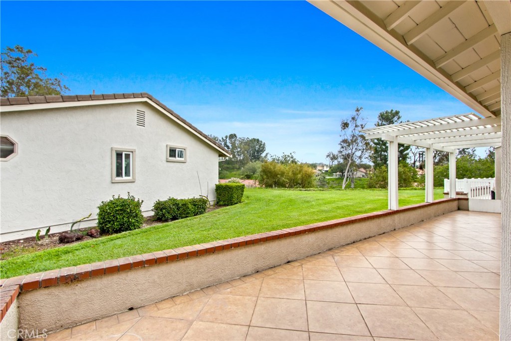 28161 Via Chabas