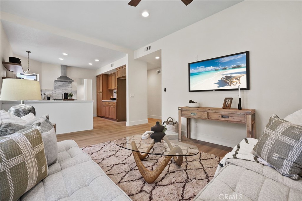 1602 Sea Horse Circle
