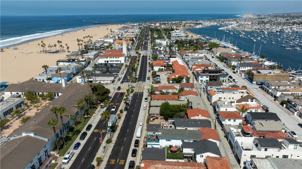 1324 W Balboa Boulevard