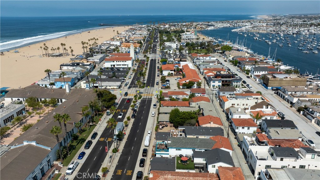 1324 W Balboa Boulevard