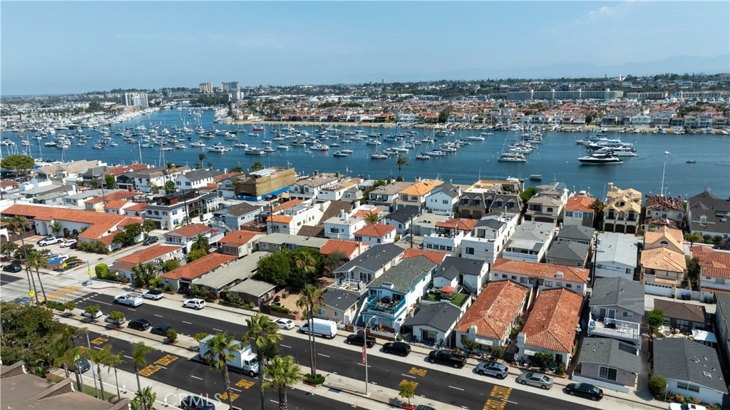 1324 W Balboa Boulevard