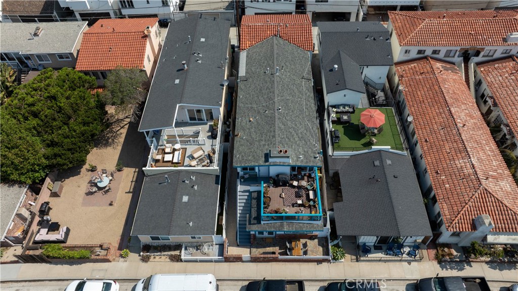 1324 W Balboa Boulevard