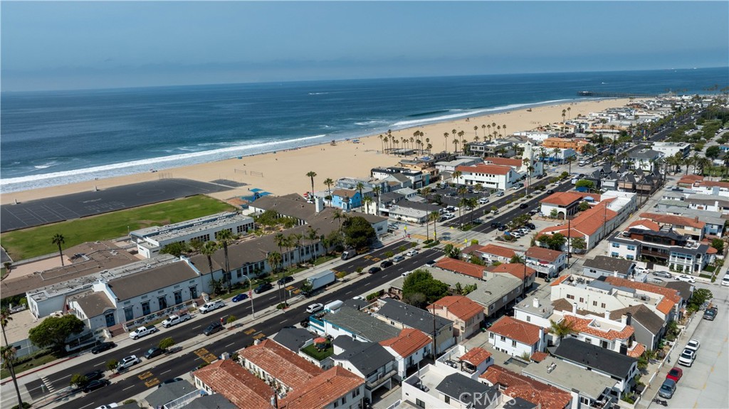 1324 W Balboa Boulevard