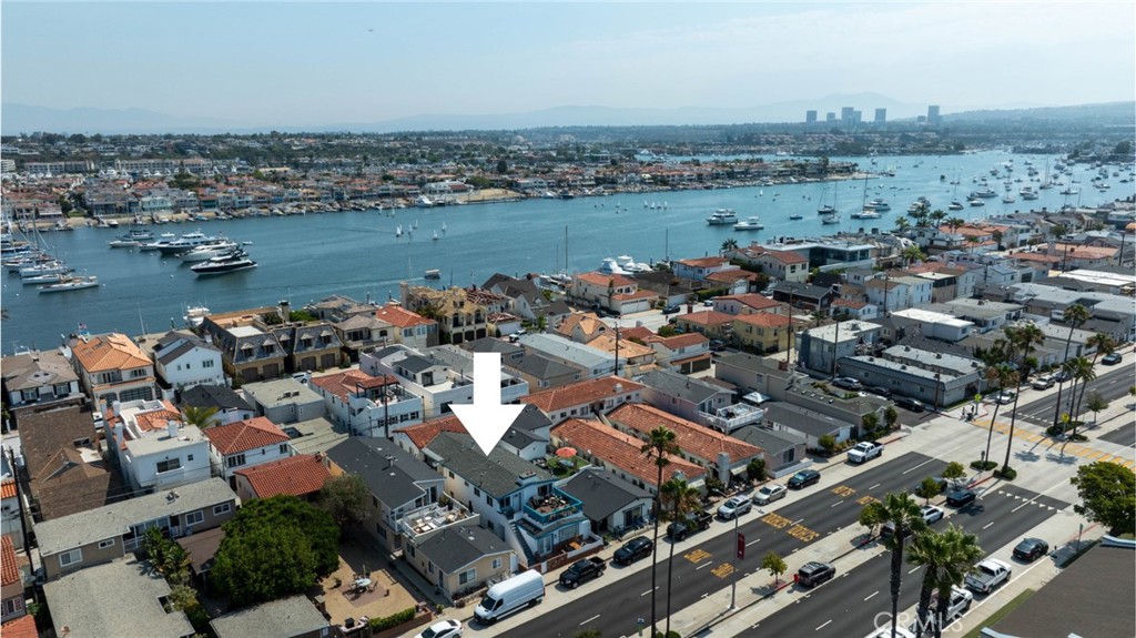 1324 W Balboa Boulevard