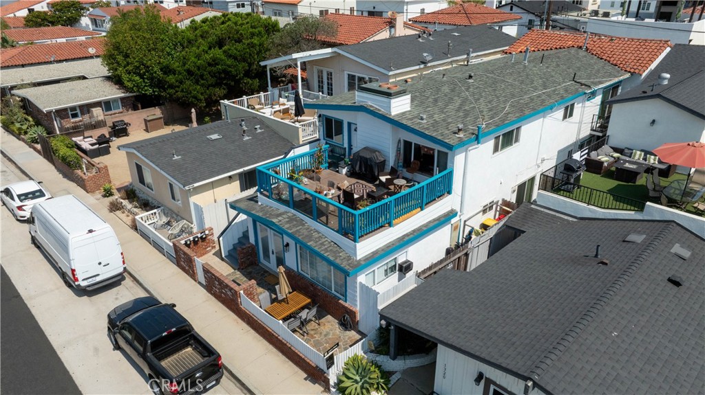 1324 W Balboa Boulevard