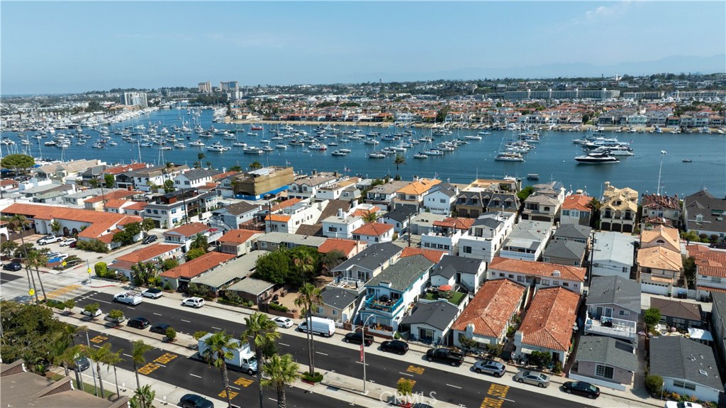 1324 W Balboa Boulevard