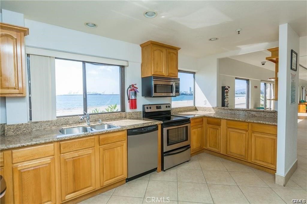 1750 E Ocean Boulevard 603