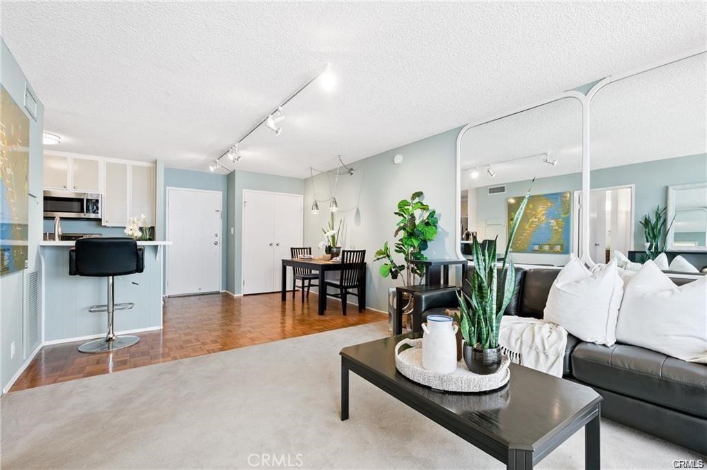 1750 E Ocean Boulevard 603