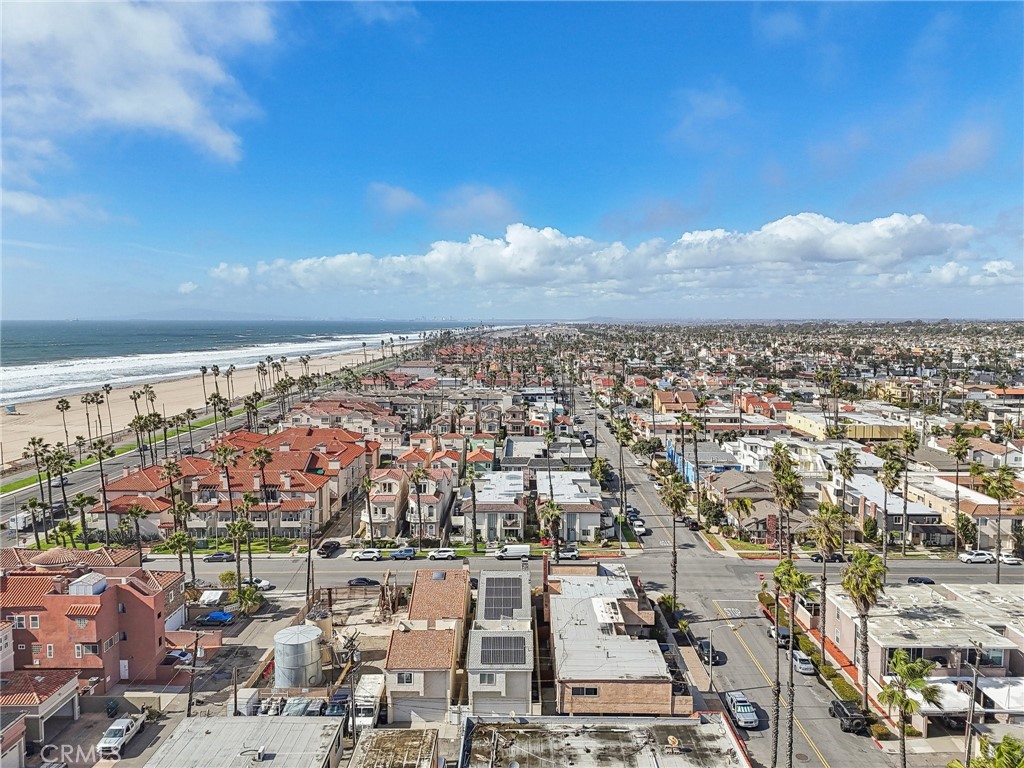 1200 Pacific Coast 423