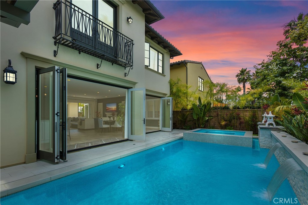 115 Via Bellas Artes