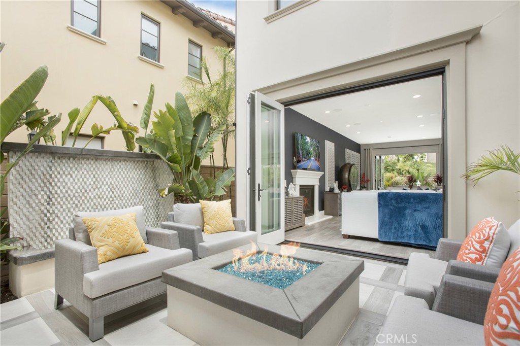 115 Via Bellas Artes