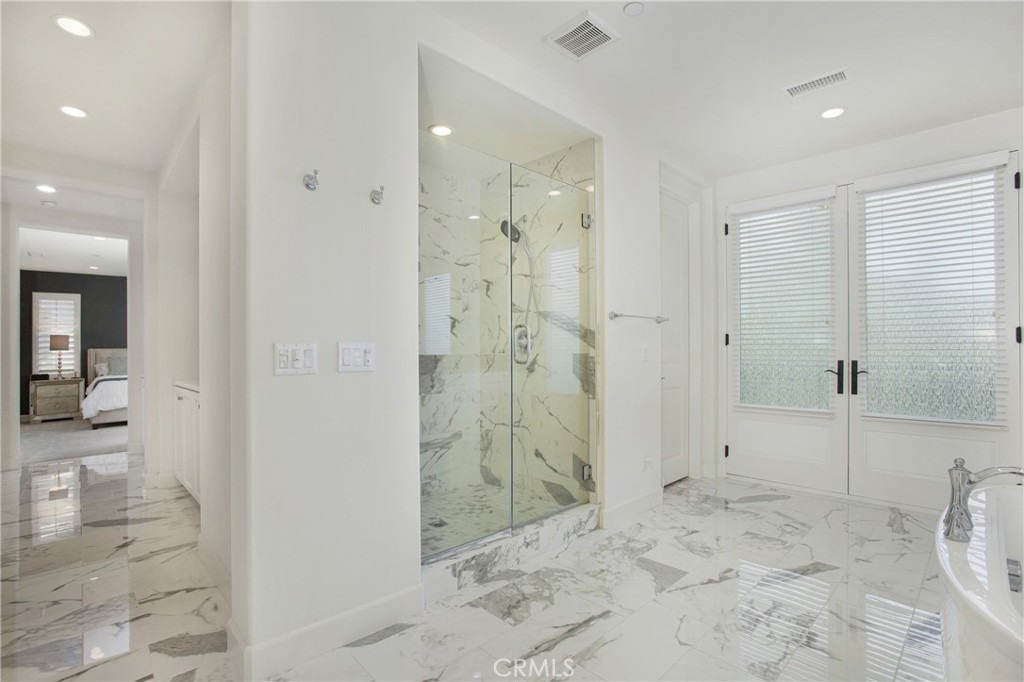 115 Via Bellas Artes