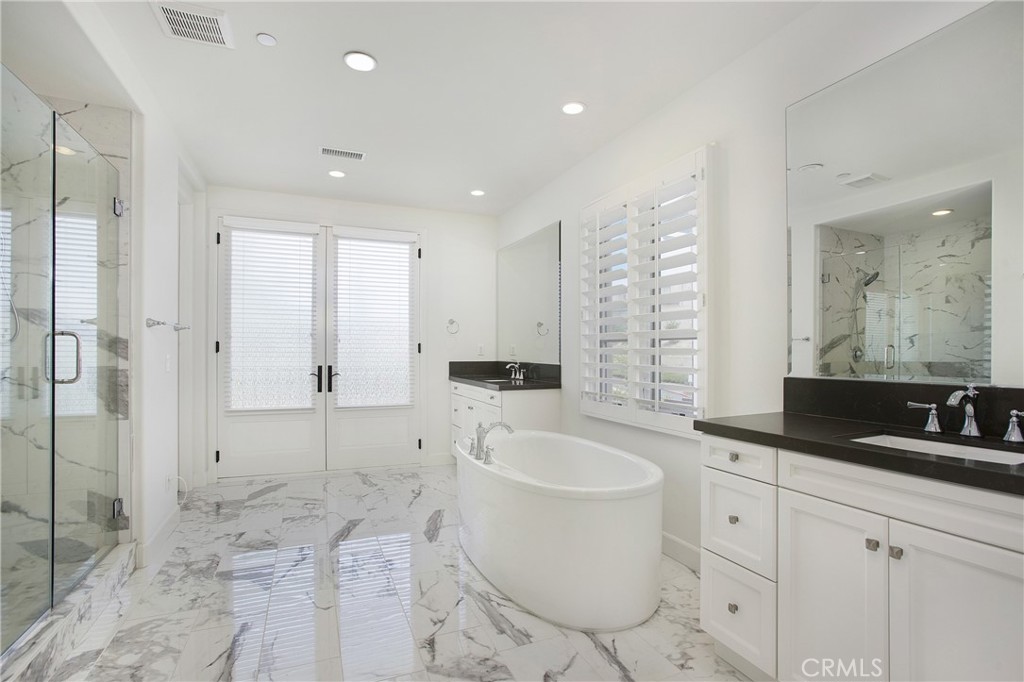 115 Via Bellas Artes