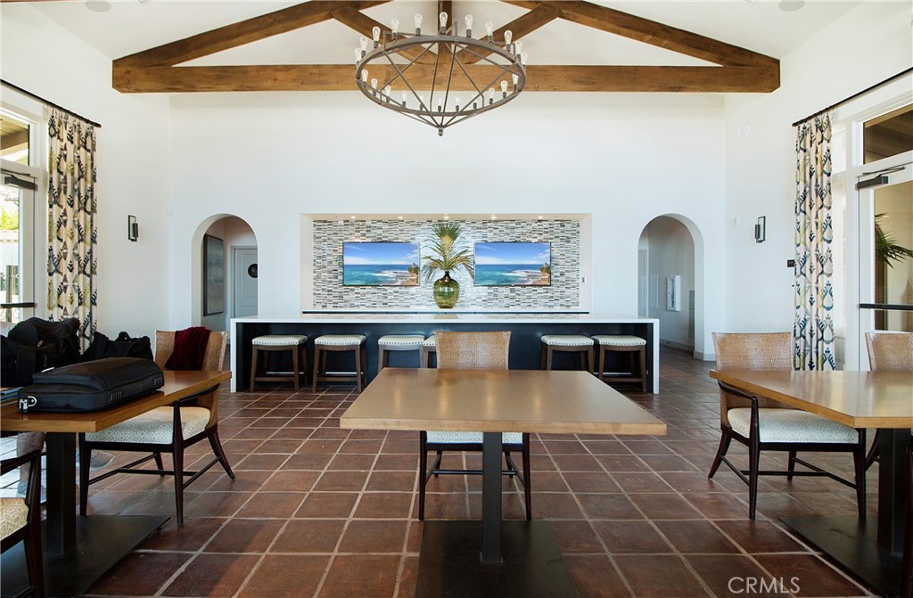 115 Via Bellas Artes