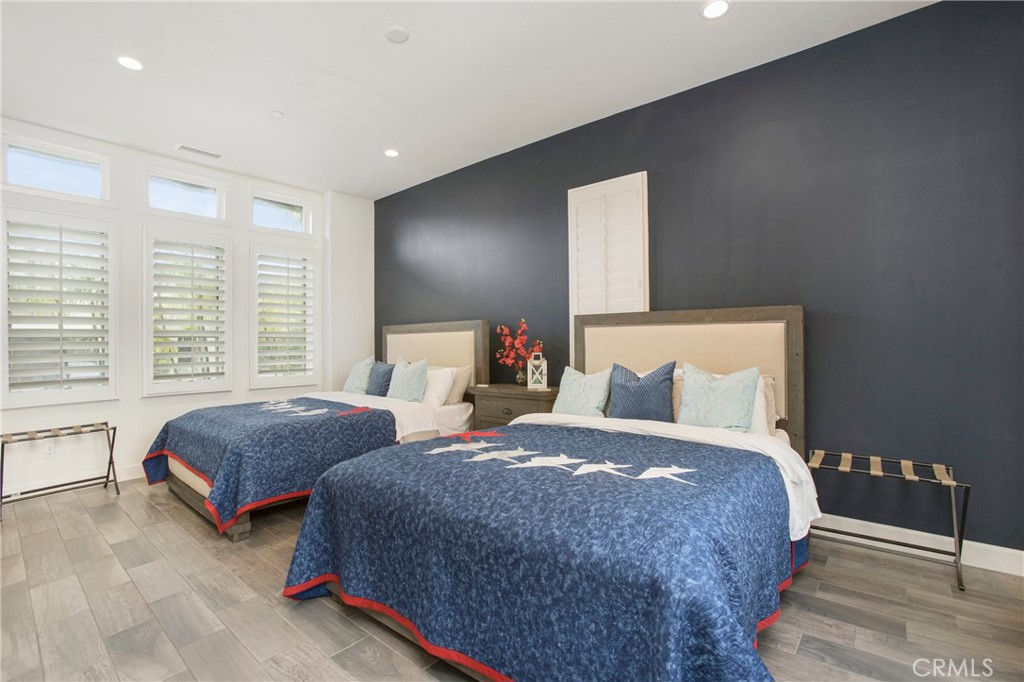 115 Via Bellas Artes