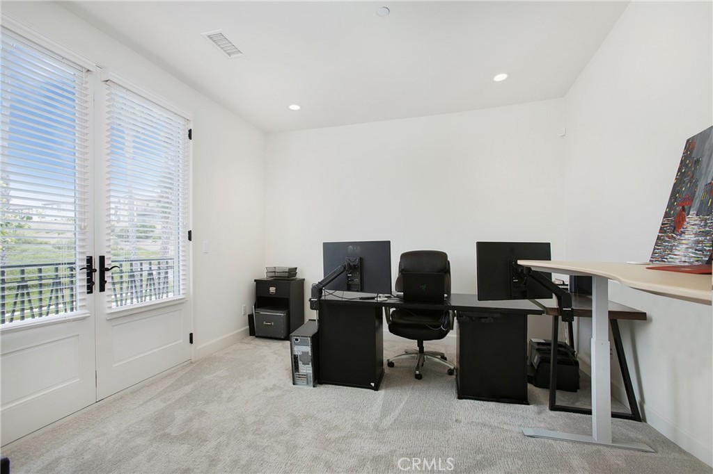 115 Via Bellas Artes