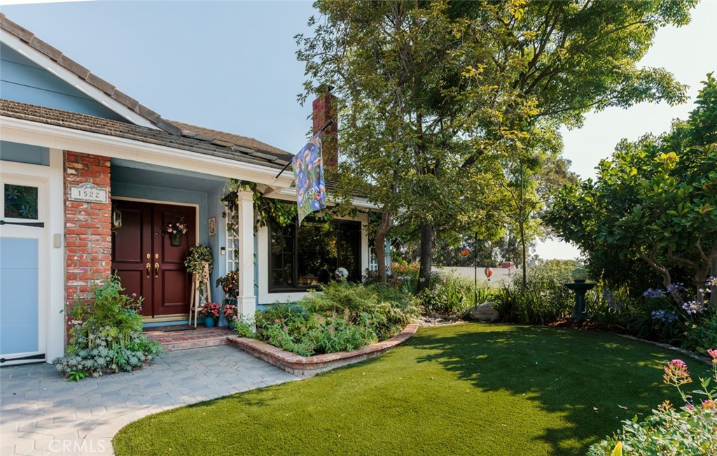 1522 Deerfoot Drive