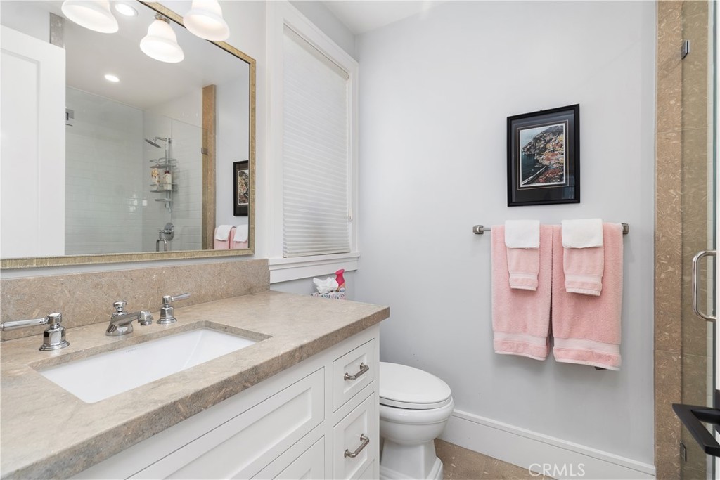 2149 E Ocean Boulevard