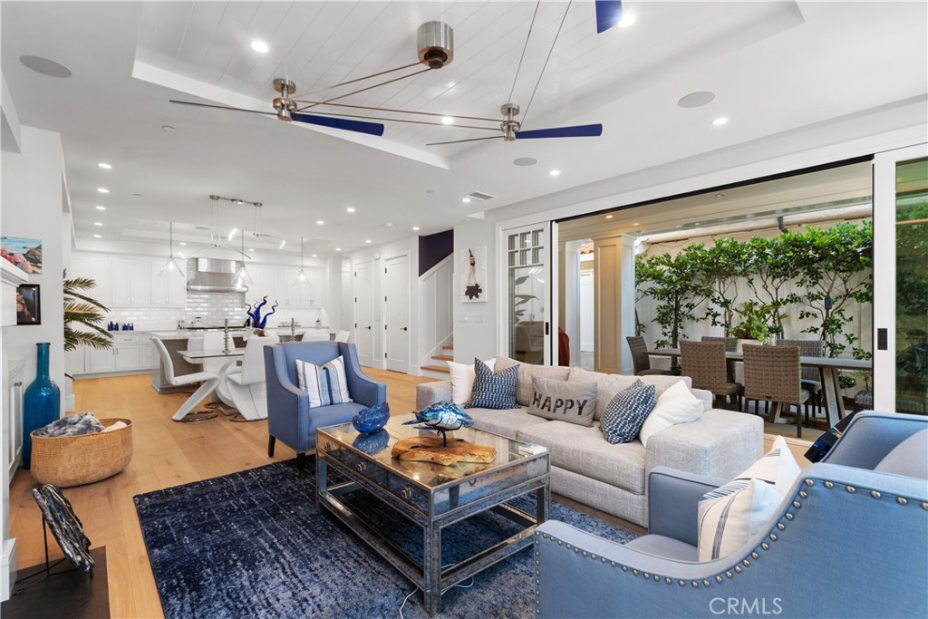 2149 E Ocean Boulevard