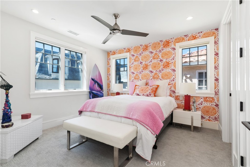 2149 E Ocean Boulevard