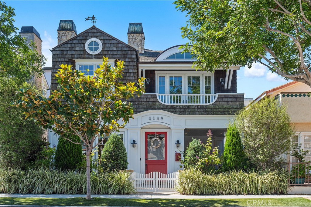 2149 E Ocean Boulevard