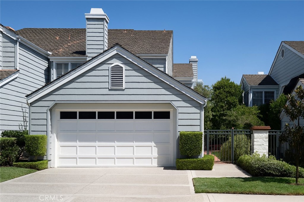 81 Hillsdale Drive