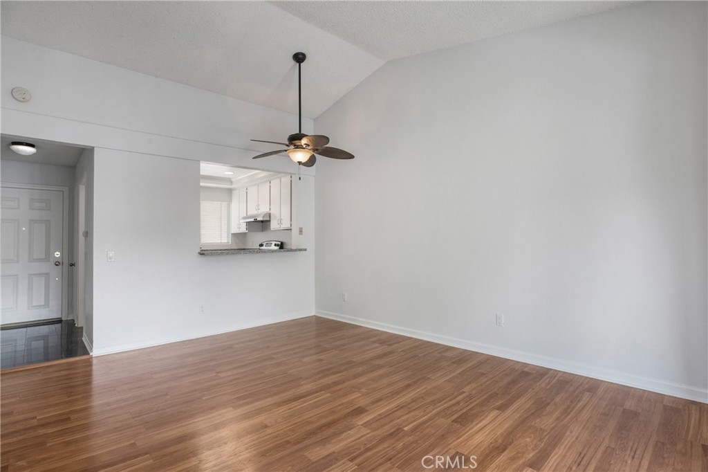 26302 Los Viveros 152D