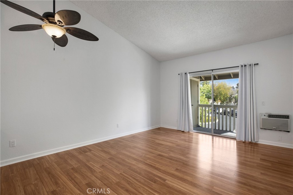 26302 Los Viveros 152D