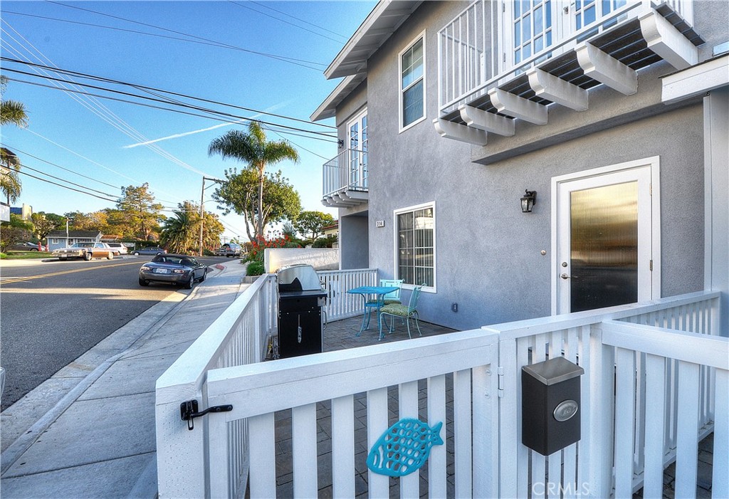 314 N Ola Vista