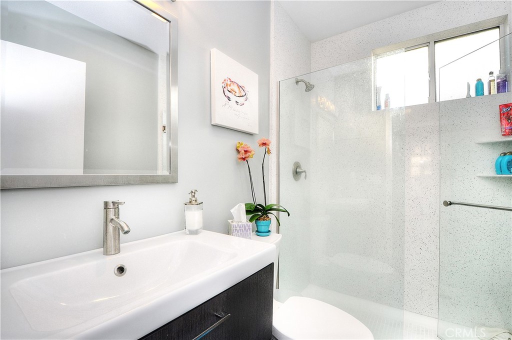 314 N Ola Vista