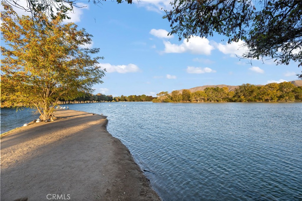 7590 Arrowhead Lake Road