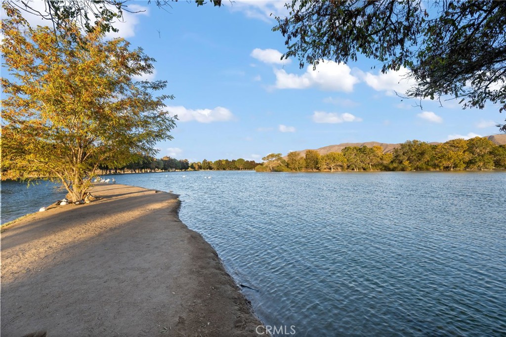 7590 Arrowhead Lake Road