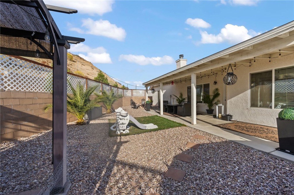 7590 Arrowhead Lake Road