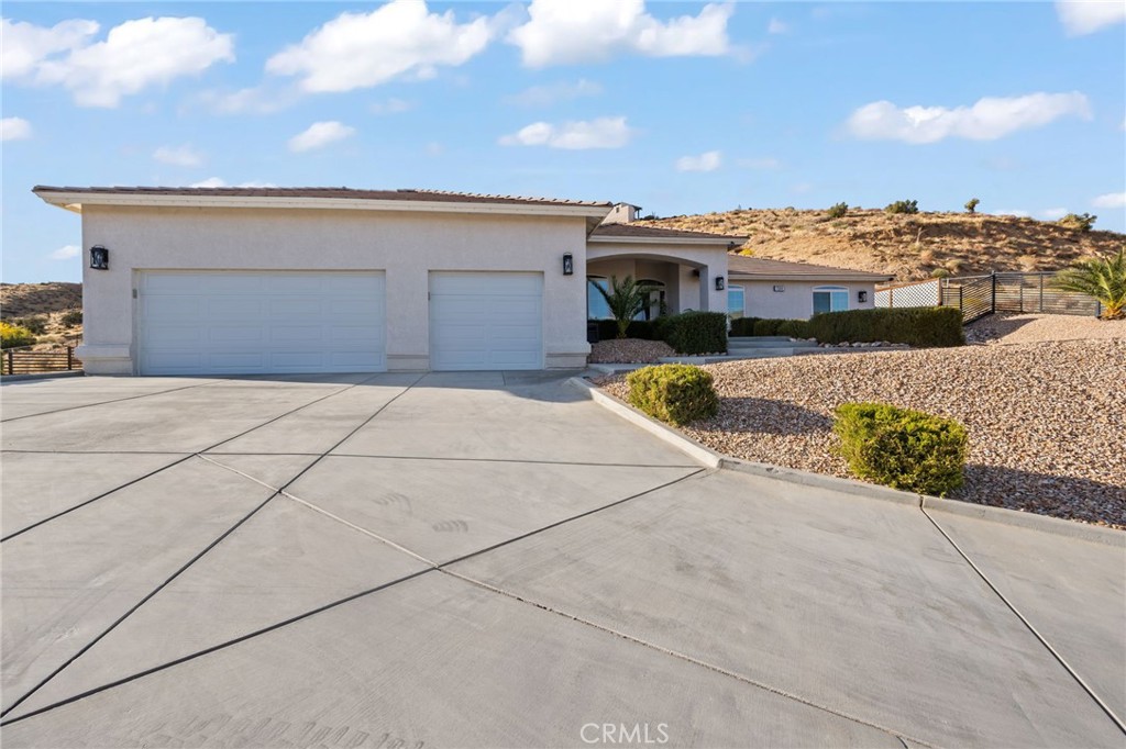 7590 Arrowhead Lake Road