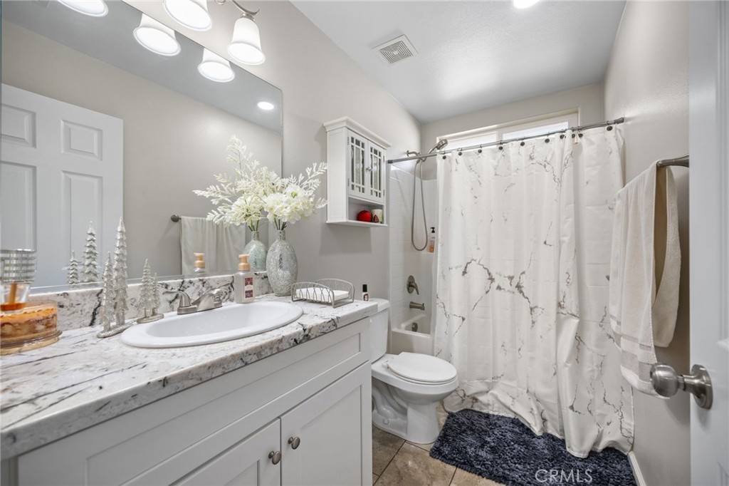 7590 Arrowhead Lake Road