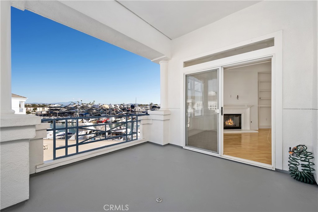 2600 Newport Boulevard 317