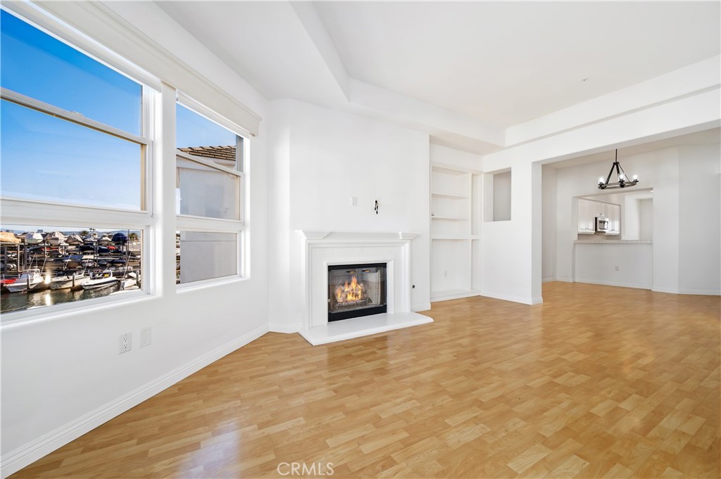 2600 Newport Boulevard 317